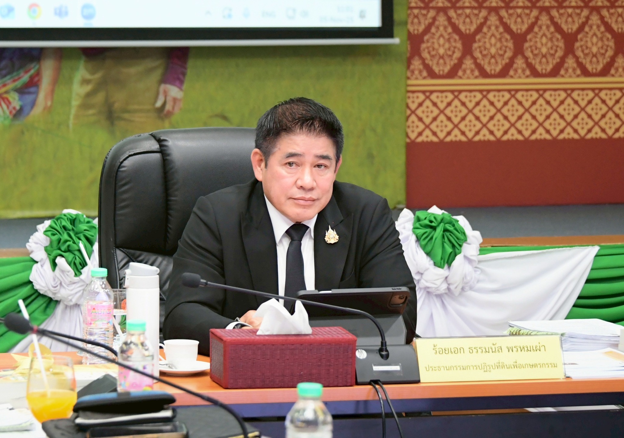 กรมชลประทาน ร่วมประชุมรับฟังการนำเสนอโครงการ “ปลูกต้นยูคาลิปตัสบนคันนา พัฒนาชีวิต สร้างเศรษฐกิจยั่งยืน”