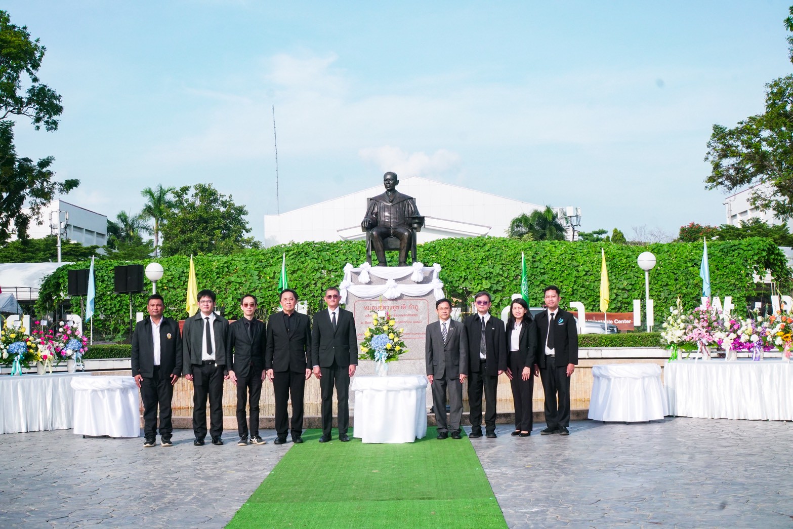 579263320 1287188596787544 780823519650618531 n