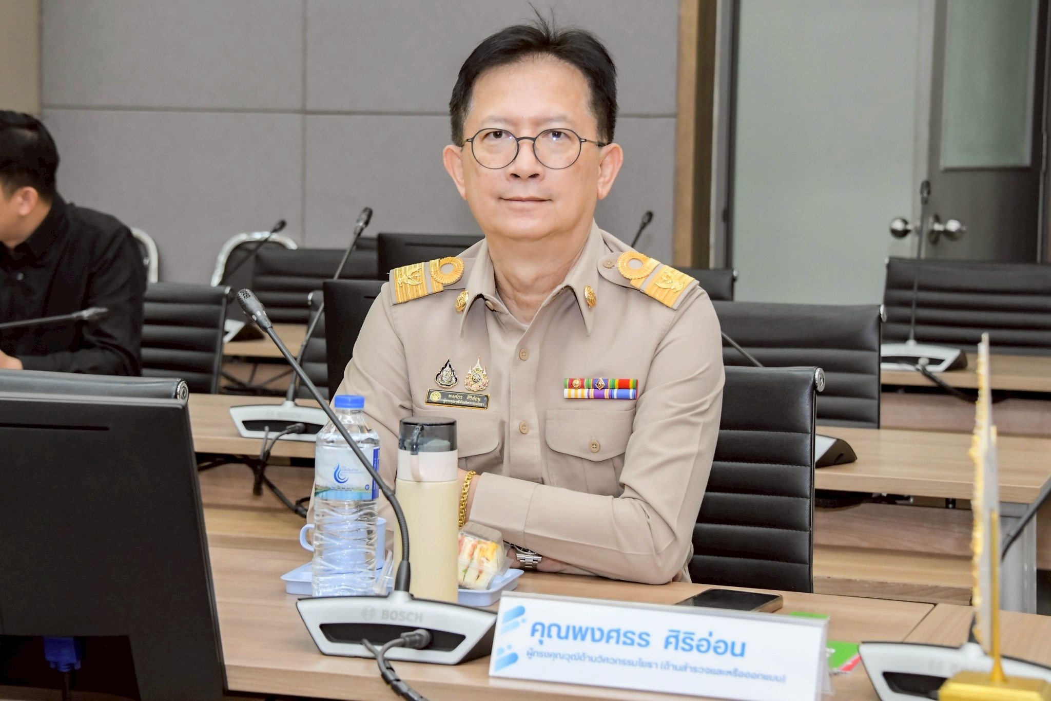 พร้อมตัดสิน ประกวดภาพถ่าย "สายน้ำหล่อเลี้ยงชีวิต สร้างไทยยั่งยืน" ในหัวข้อชีวิตคู่สายน้ำ และโครงการน้ำสร้างอนาคต ประจำปี 2568