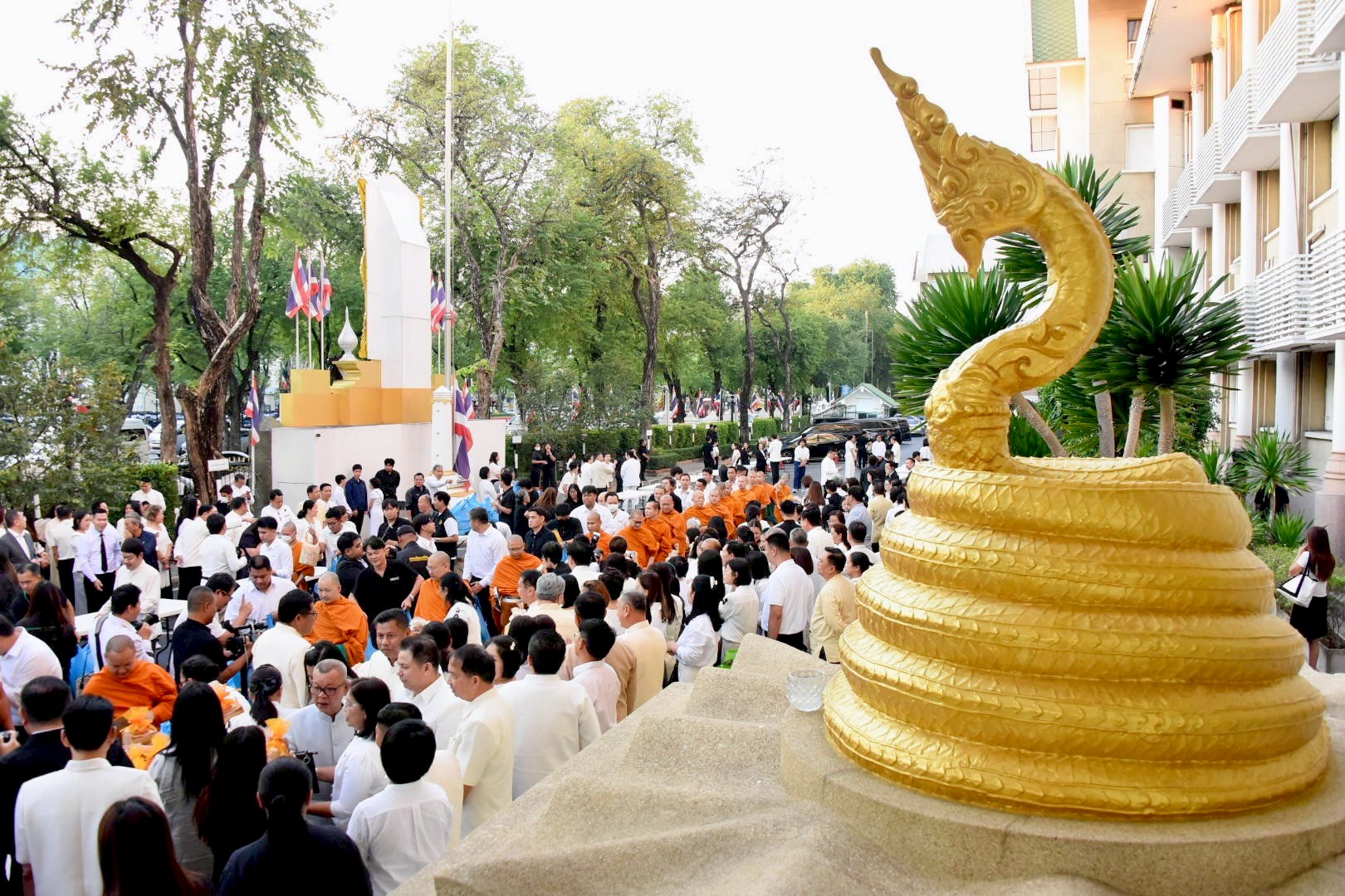 กรมชลประทาน ร่วมพิธีทำบุญตักบาตร กระทรวงเกษตรและสหกรณ์ เนื่องในเทศกาลปีใหม่ 2569 