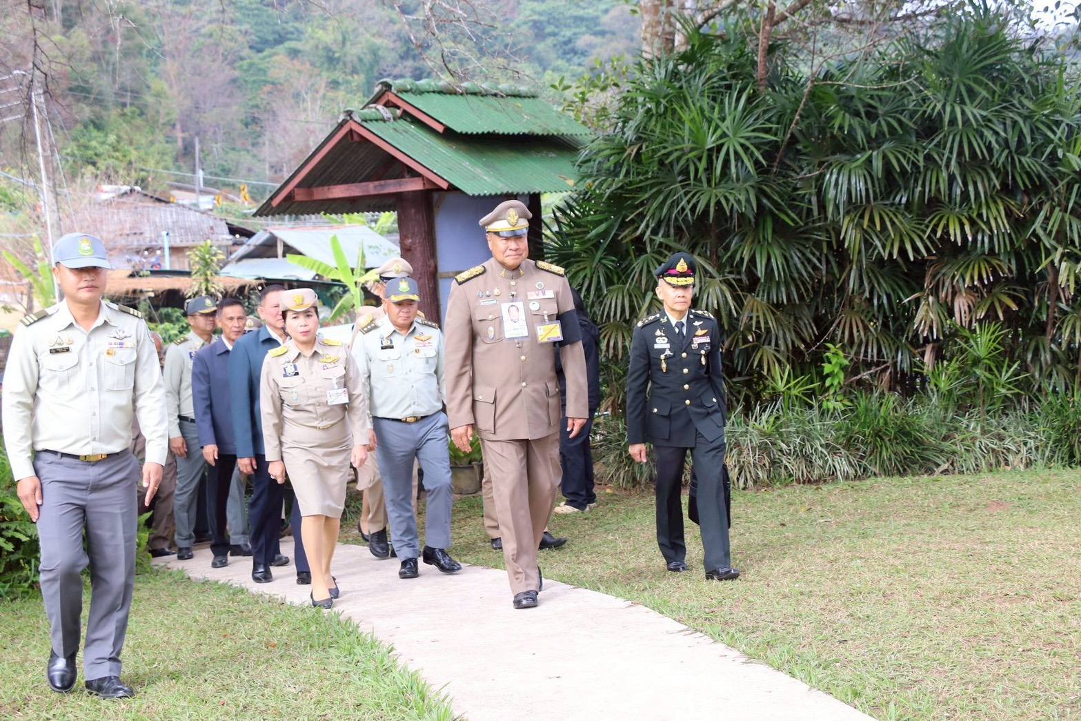 องคมนตรี ติดตามและขับเคลื่อนโครงการอันเนื่องมาจากพระราชดำริ พื้นที่จังหวัดเชียงใหม่