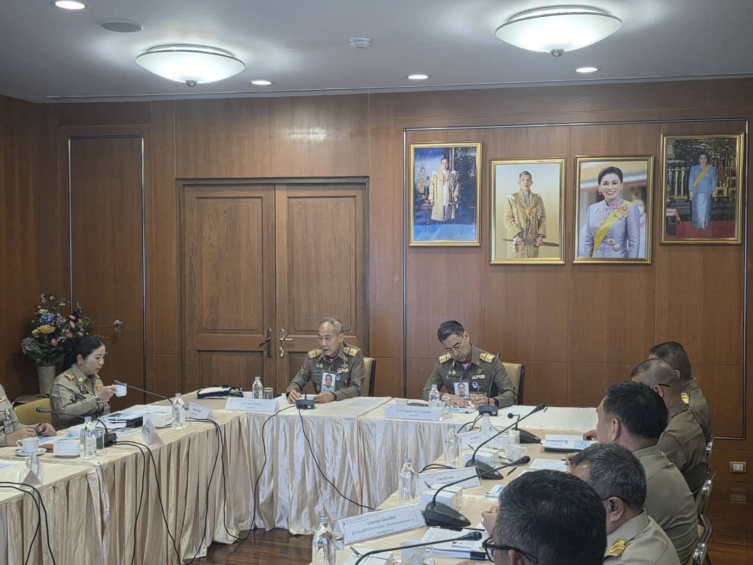 องคมนตรี ประชุมคณะอนุกรรมการติดตามและขับเคลื่อนโครงการอันเนื่องมาจากพระราชดำริในพื้นที่ภาคตะวันออกเฉียงเหนือ ครั้งที่ 1/2569